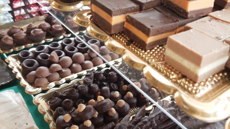 NAPOLI – Dal 15 al 19 novembre piazza Municipio torna ad ospitare il fitto cartellone di appuntamenti di Chocoland, una delle più importanti fiere artigianali del cioccolato del Mezzogiorno. Dopo […]